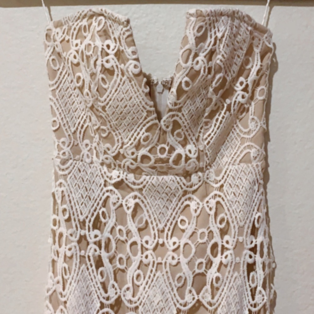 Sabo Skirt Marrakech Gown - Ivory
Size: XS